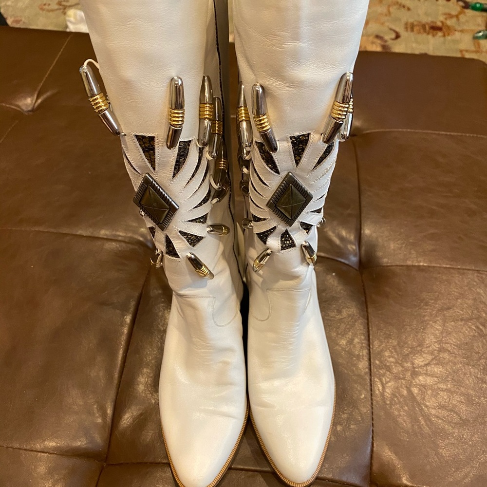 White Calf Skin Knee High Boot Great Condition